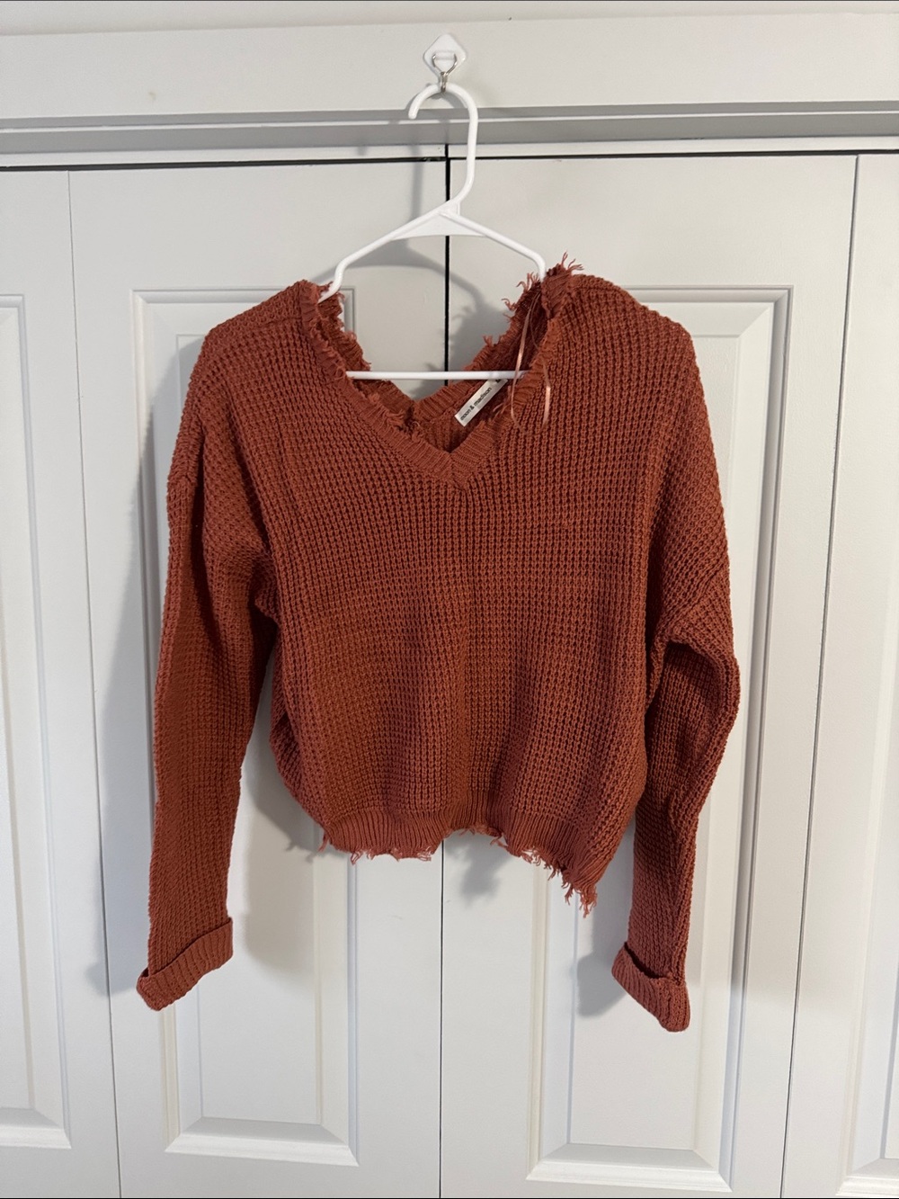 moon & madison Rust Waffle Knit Distressed V-Neck Sweater